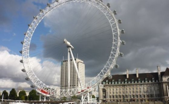 Лондонското око – една от най известните забележителности в британската столица