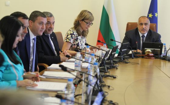 Ненужно изискване за български електронен подпис блокира използването на електронна