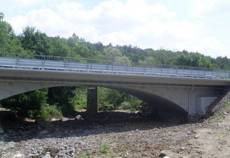 Завърши реконструкцията на моста над река Мараш край полигона Ново