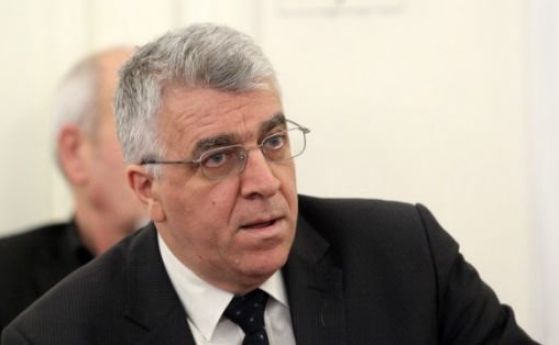 БСП в парламента реагира остро срещу решението на парламента който