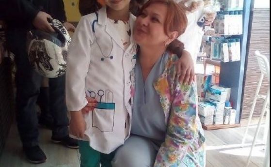 Вълна от благодарни пациенти подкрепи битата д-р Гагова от "Шейново"