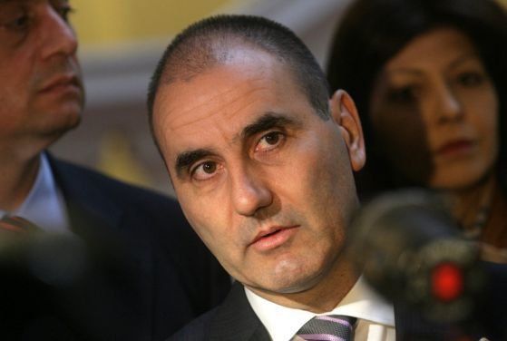 Цветанов съветва Радев да не го противопоставя на Борисов: Не се пробвайте, други вече се провалиха