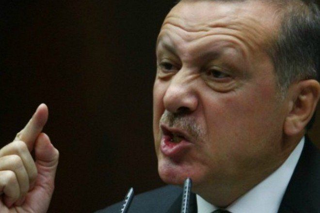 Силният човек в Анкара Реджеп Ердоган стои в основата на