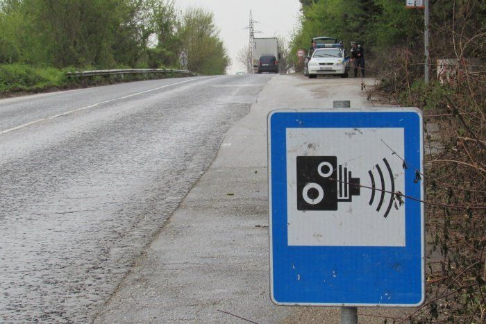 От днес премахват табелите, предупреждаващи за камери на пътя. Така