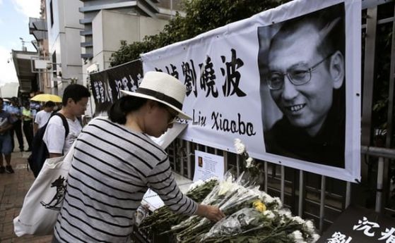 Критики към Пекин след смъртта на Лю Сяобо, Китай: Той беше пионка на Запада