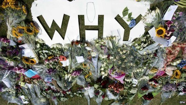 Близките и приятелите на жертвите, загинали при полет MH17, никога