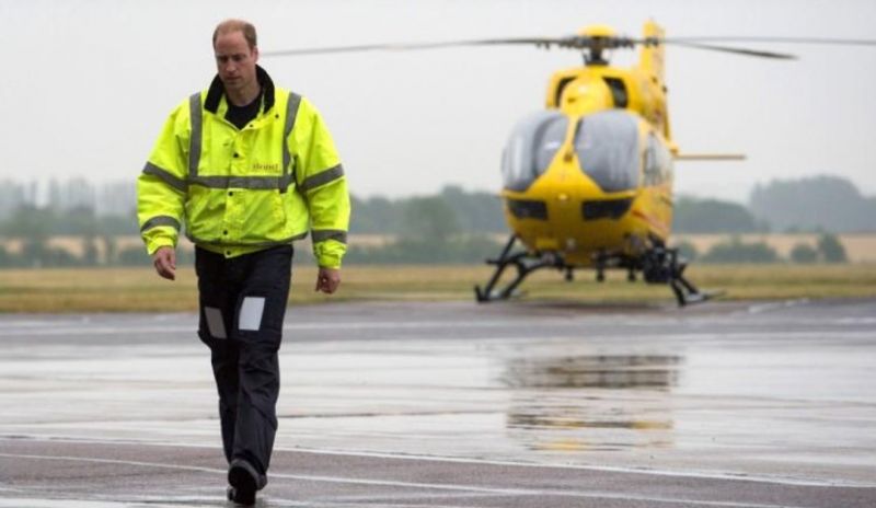 Днес принц Уилям напуска работата си като пилот на хеликоптер