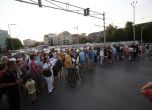 Протестът в Стрелбище блокира бул. България (снимки)