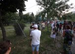 След блокадата на бул. България: Общината нареди оградата в Стрелбище да се махне (снимки)