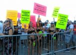 Стотици на протестно парти срещу акция "Тишина": Правете си проверки, не убивайте туризма