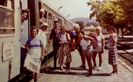 Eмблематичният за БДЖ пътнически влак  Родопи потегли от гара Септември в