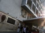 Напрежение пред Пирогов: 40 души обградиха болницата след бой между българи и роми