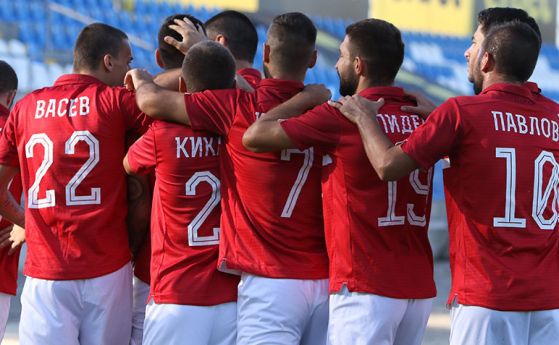 Страхотен изстрел извън наказателното поле на Йоан Маринов спаси ЦСКА