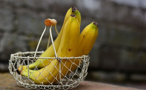 Националната агенция за приходите се зае с  продажба на банани Днес