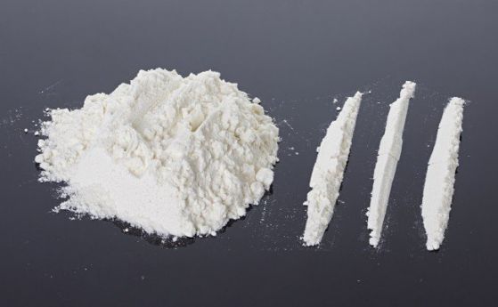 Испанска община съветва наркоманите как правилно да смъркат кокаин