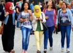 Жените в Тунис вече могат да не се омъжват само за мюсюлмани