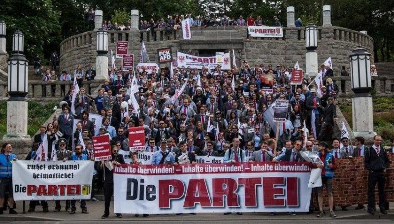 Няколко дни преди изборите в Германия сатиричната Die Partei (Партията)