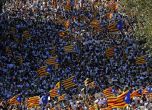 Въпреки арестите и забраната: Многохилядни протести искат независимост за Каталуния