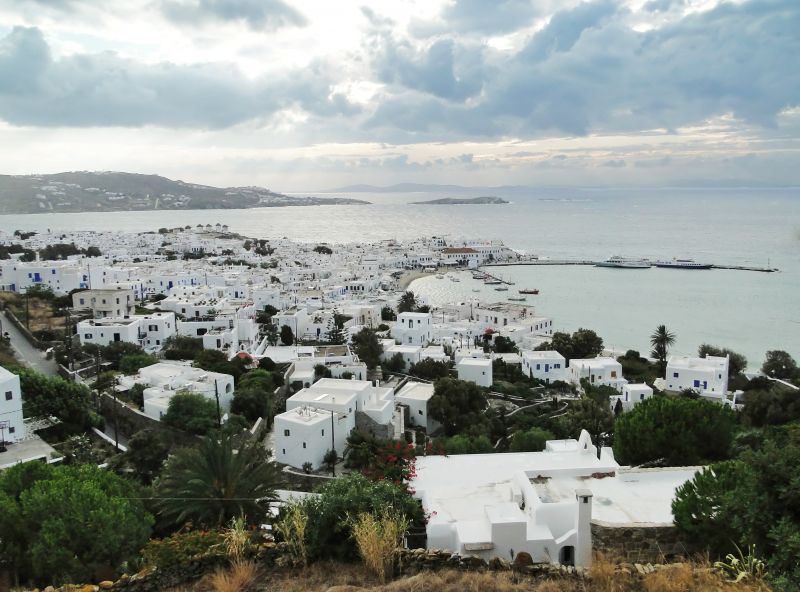 33-годишна българка е открита мъртва на гръцкия остров Миконос, съобщават