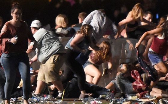 Най-малко двама убити при стрелба на фестивал в Лас Вегас (видео)