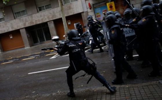 Чуждите медии за Каталуния: Шок в Европа, трусовете може да обхванат и други страни