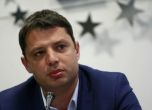 Делян Добрев подава оставка от парламента