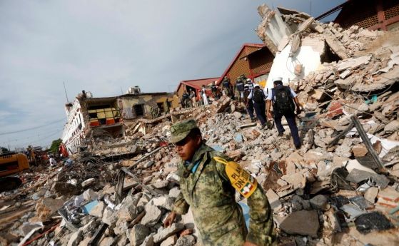 Извадиха и последното тяло на жертва от земетресението в Мексико