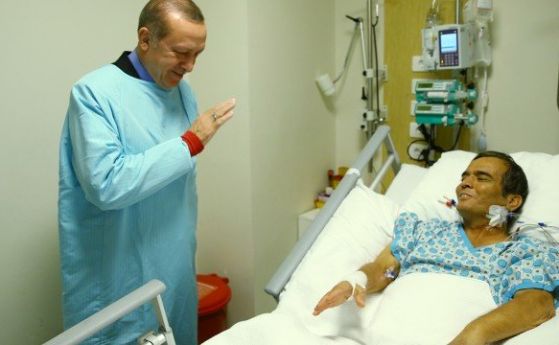 Ердоган посети щангиста Наим Сюлейманоглу в болницата