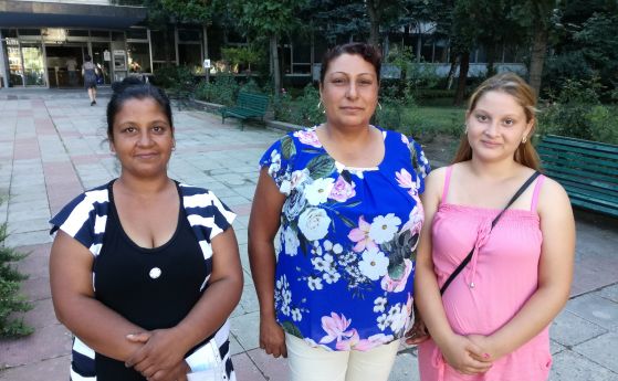 Семейството на сиамските близнаци от Сливен остана без надежда за спасяването им