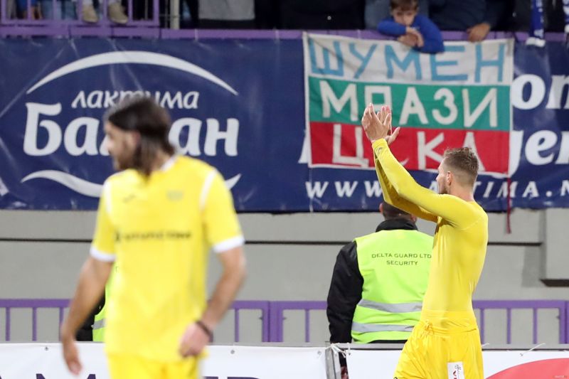 Отборът на Левски постигна икономична победа с 1:0 като гост