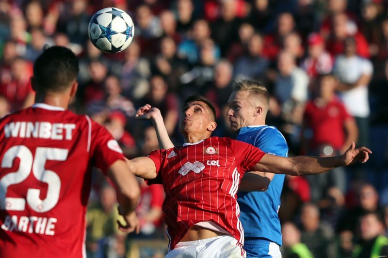 Отборите на Левски и ЦСКА не се победиха в голямото