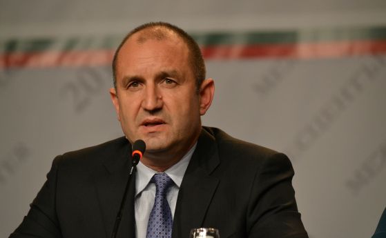 Радев подписа указ за назначаването на Георги Чолаков за председател на ВАС