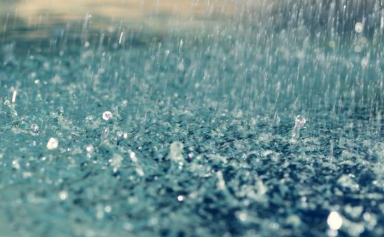 Частично бедствено положение е обявено в община Бургас проливен дъжд