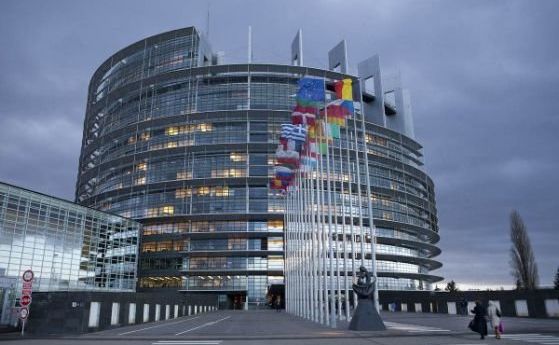Няколко групи в Европейския парламент ЕП са поискали започването на