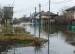 В Бургаско се съвземат от наводненията, с кучета ще търсят изчезналата жена