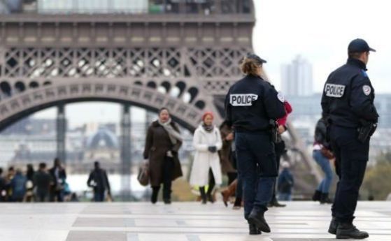 Две години след атентатите Франция отмени извънредното положение