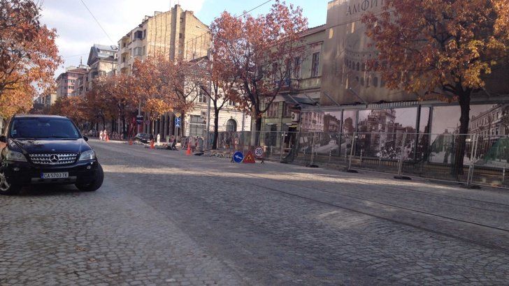 Пренареждат паветата на столичния бул. Дондуков между улиците Бачо Киро