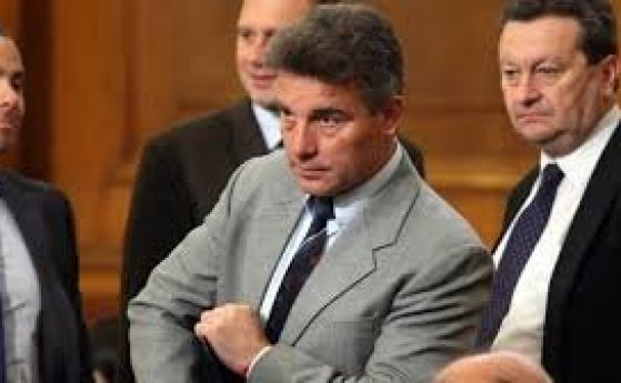 Червеният депутат проф Иво Христов свали от страницата си във