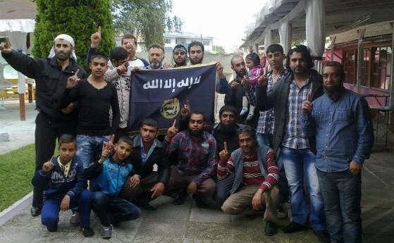 Със СРС записали двама подсъдими за радикален ислям: За нас е чест да помагаме на бойците в Сирия