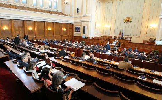 Със 123 гласа за парламентът прие на първо четене проектобюджета