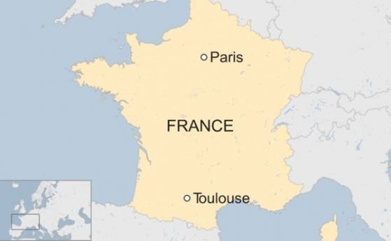 Автомобил се вряза в тълпа от студенти близо до френския