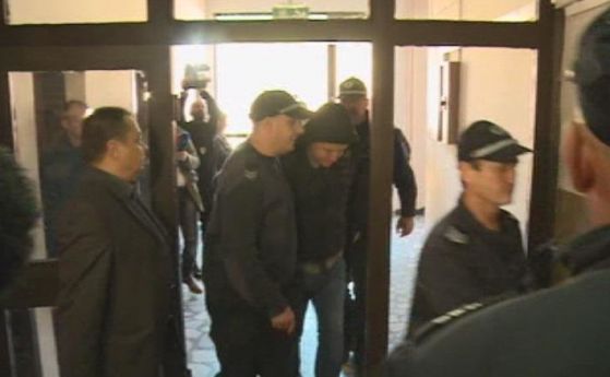Задържаният за обир на банкомат в Сапарева баня остава в ареста