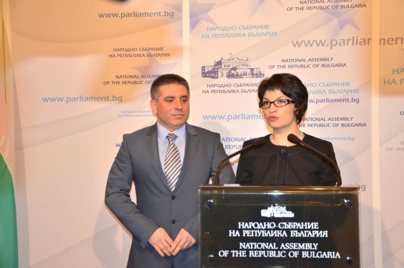 Заставаме категорично зад действията на министъра на вътрешните работи Валентин