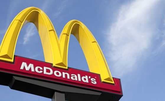 В руския парламент предложиха да признаят McDonald's и KFC за чужди агенти