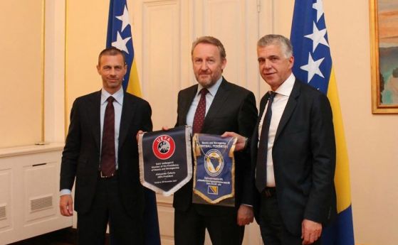 Президентът на УЕФА Александър Чеферин ще пристигне в София по