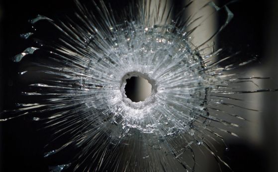 Трима души загинаха при стрелба в училище в град Ацтек