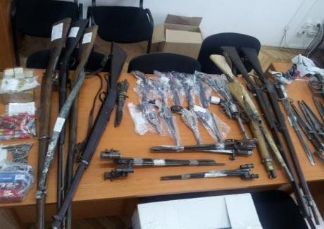 6191 оръжия и боеприпаси без разрешения отнела прокуратурата