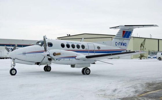Самолет с 25 души на борда се разби в Канада, има ранени