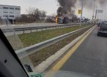 Камион се запали в движение на Цариградско шосе