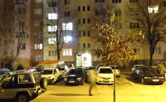Мъж загина след падане от 7 етаж на блок в Благоевград